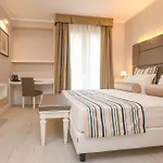 Oliveto Hotel Desenzano del Garda