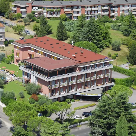 Hotel Oliveto 4*