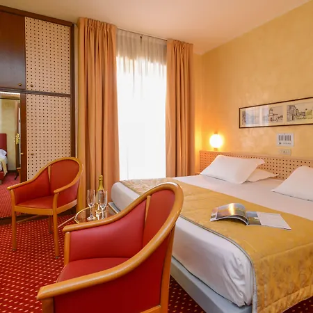 Hotell Oliveto Desenzano del Garda