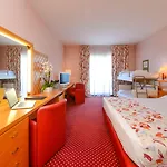 Oliveto Hotel 4*