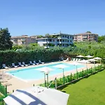Hotel Oliveto 4*