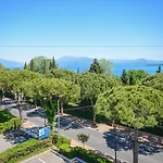 Hotel Oliveto 4*