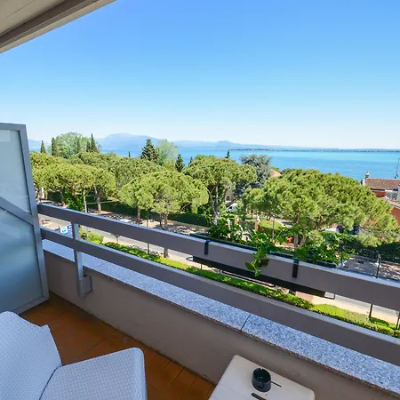 Oliveto 4* Дезенцано-дель-Гарда