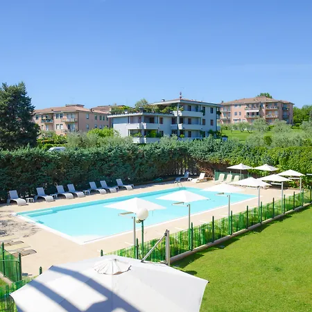 Отель Oliveto 4*