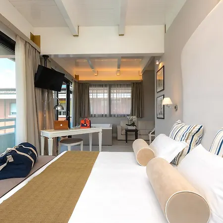 Отель Oliveto 4*