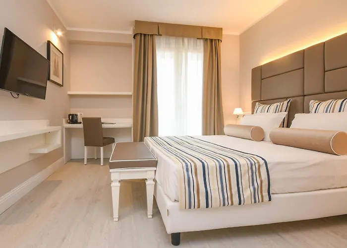 Oliveto מלון דסנזאנו דל גארדה