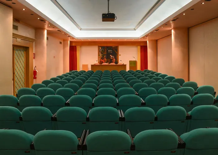 Oliveto מלון דסנזאנו דל גארדה