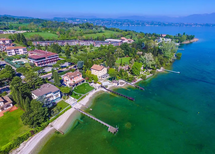 Oliveto 4* דסנזאנו דל גארדה