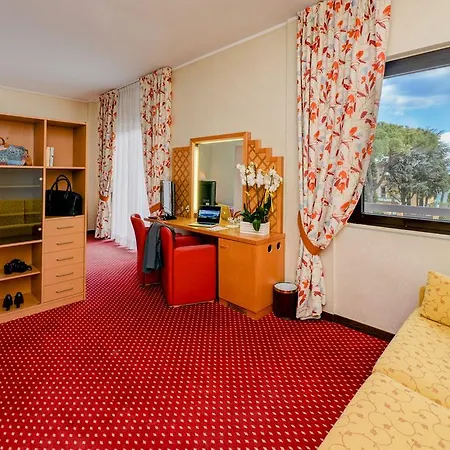 Oliveto מלון 4*