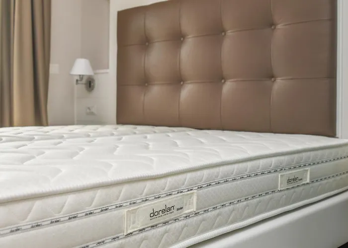 Hotell Oliveto Desenzano del Garda