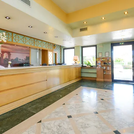 Oliveto Hotel Desenzano del Garda